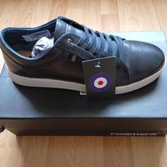 men's navy leather trainers