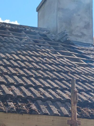Roof Repair,pvc gutters, floor installation