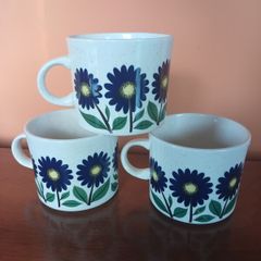 Arklow pottery mugs