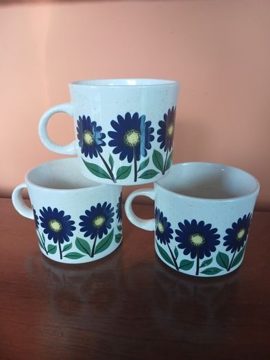 Arklow pottery mugs