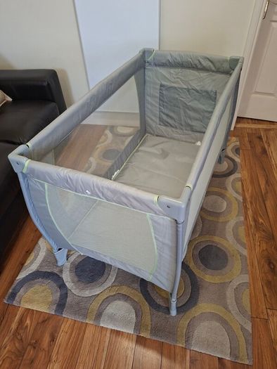 Travel Cot Babylo Alpha 4ft x 2ft Excellent Condition