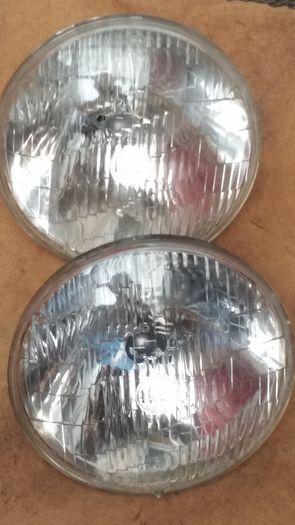 Sealed beam units