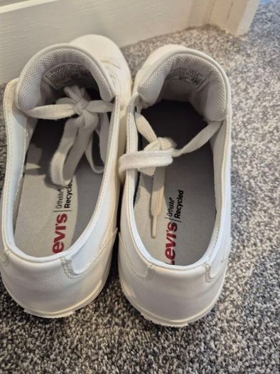 Levis Mens Woods Trainers UK 10.5 Euro 45