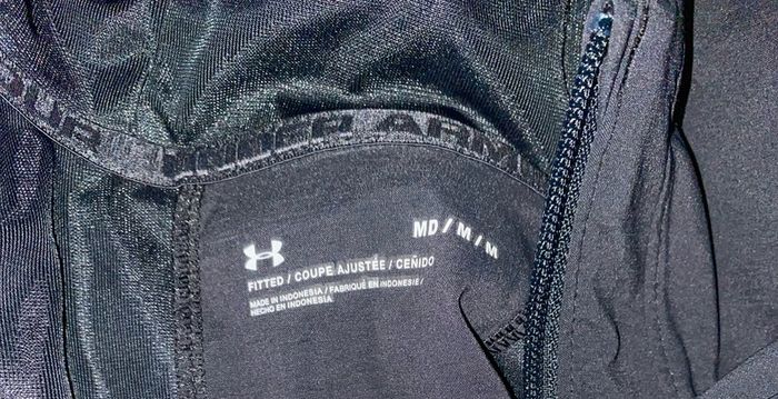 Under armour golf rain jacket size medium brand new with tag