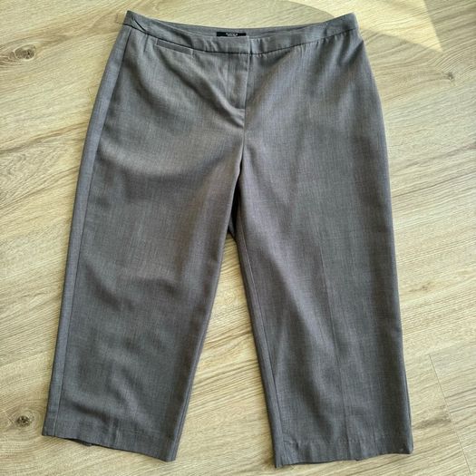 Parfois collection smart grey capri XS/S