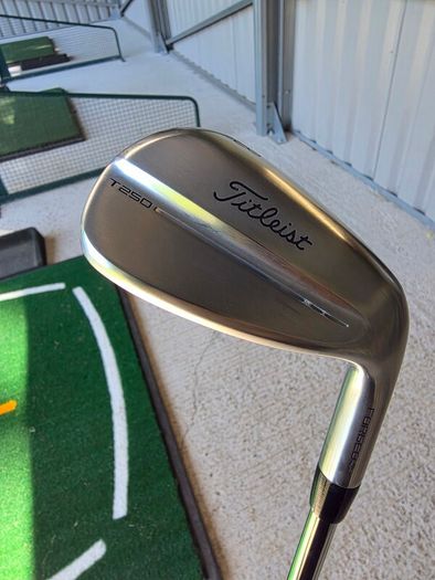 titleist t250 gap wedge