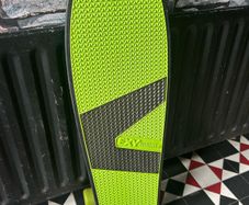 Sharker 3 wheel skateboard