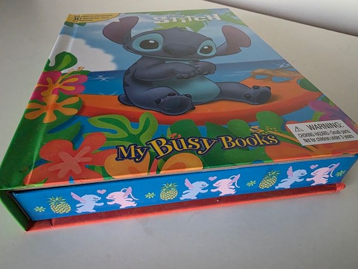 Stitch book with 10 figurines