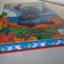 Stitch book with 10 figurines Image 3