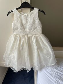 Flower girl dress