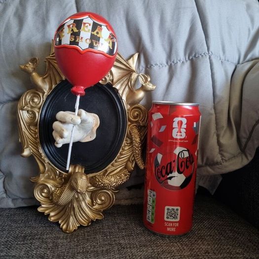 IT Pennywise Balloon 3D Wall Plaque Custom Gold Finish