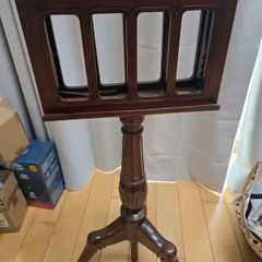 music sheet stand