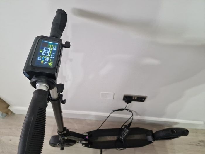 Folding Electric Scooter 350W Motor LCD Display Screen 3 Speed Modes