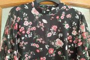 Beautiful Warehouse Blouse, As new