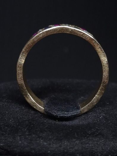 Vintage 9ct Gold Sapphire Ruby Diamond Textured Ring Size 54