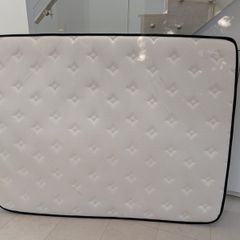 King Size mattress by EZ Living