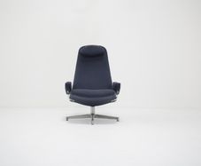 Upholstered Swivel Lounge Armchair Model Contourette Roto by Alf Svensson for Dux, Sweden, 1960s.