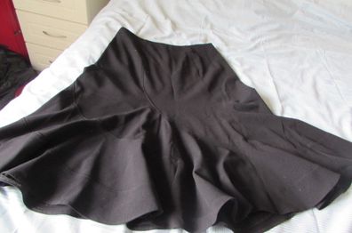 Ladies Black Skirt for Sale