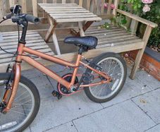 Girls bike