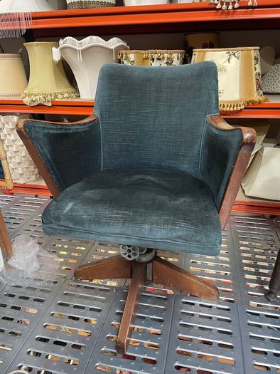 Antique swivel office desk chair