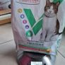 Hills Vet Essentials Neutered Cat Food Image 2