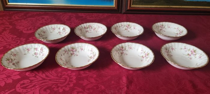 9 Piece Royal Albert Victoriana Rose Bone China Gold Gilt Lidded Tureen And Soup Bowls Set Made In England