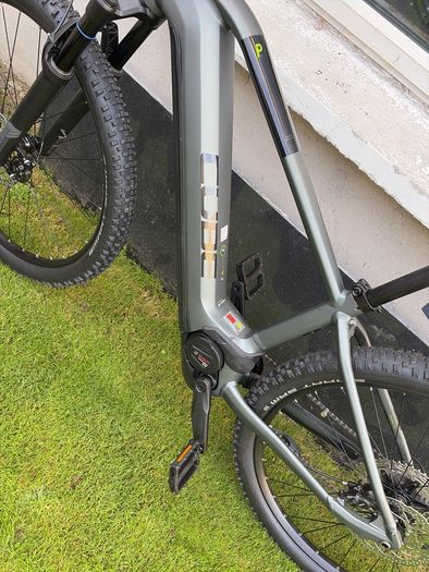 cube reaction mountain bike