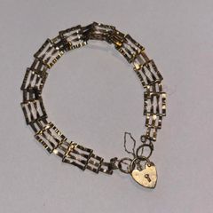 Vintage 9ct gold gate bracelet
