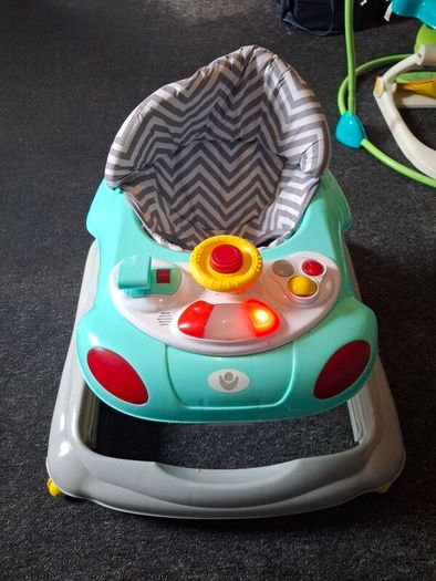 baby walker