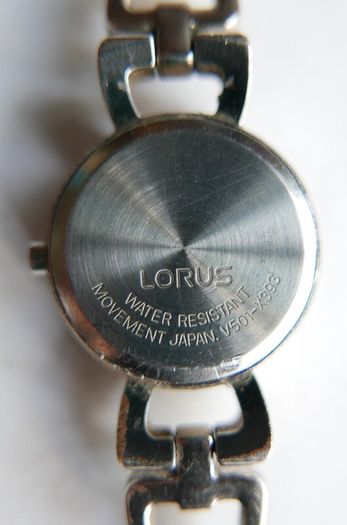 Vintage Beautiful Lorus Ladies Quartz Watch