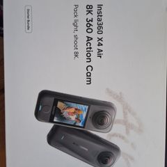 insta360 x4 air. starter Kit. two batteries. selfie stick