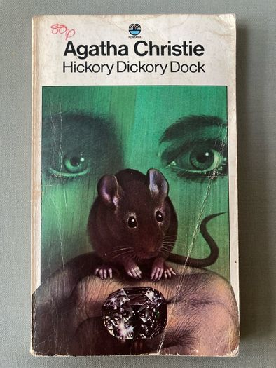 MASSIVE BOOK SALE - Vintage Paperbacks, Irish Authors & Bestsellers - Dublin
