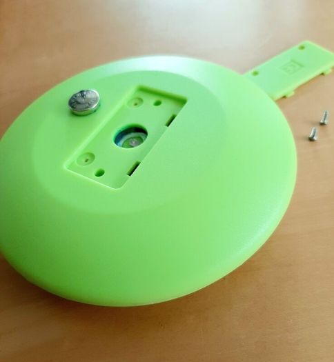 Retro Smarties calculator (lime)