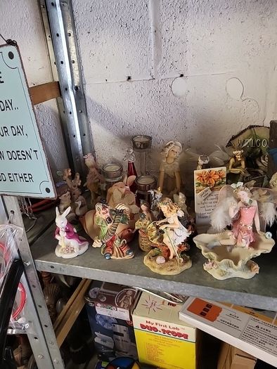 Collection of figurines 10e each