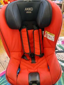 Axkid Minikid car seat