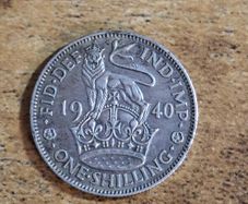 Great Britain UK 1940, One Shilling, George VI, English Crest, Silver Coin - free standard postage