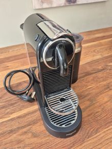 Nespresso coffee machine similar frother