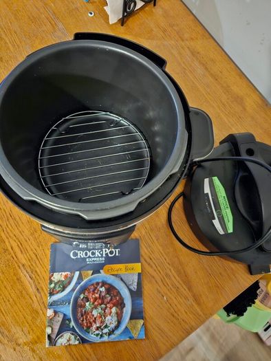 12 in 1 multi cooker crockpot express