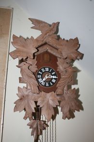 Vintage Cuckoo clock (in working order)