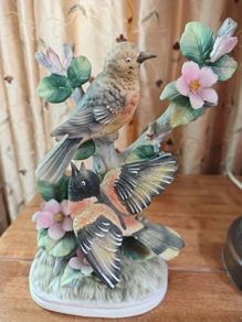 Vintage porcelain bird figurine.  Baltimore Orioles.