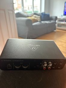 Behringer U-Phoria UMC204HD
