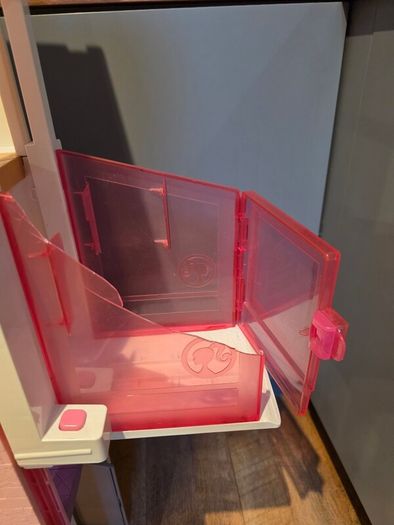 Barbie dream house