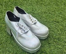 4 inch platform shoes. Mens size 10