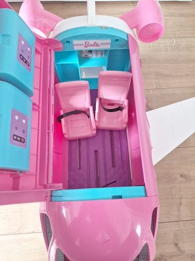 barbie plane