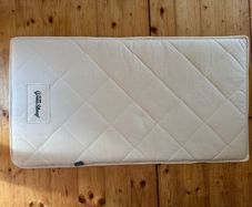 The Little Green Sheep Snuzpod Natural Mattress