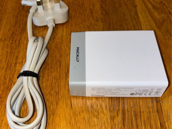 Macally Type C Power Adapter
