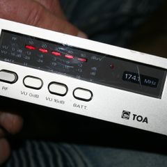 Toa wireless tuner wt-730