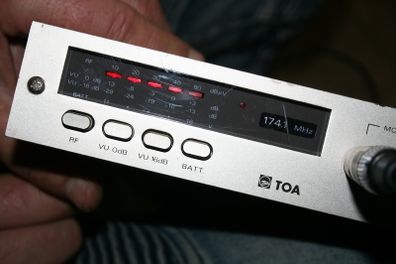 Toa wireless tuner wt-730