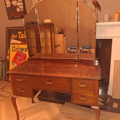 Dressing Table with Mirror