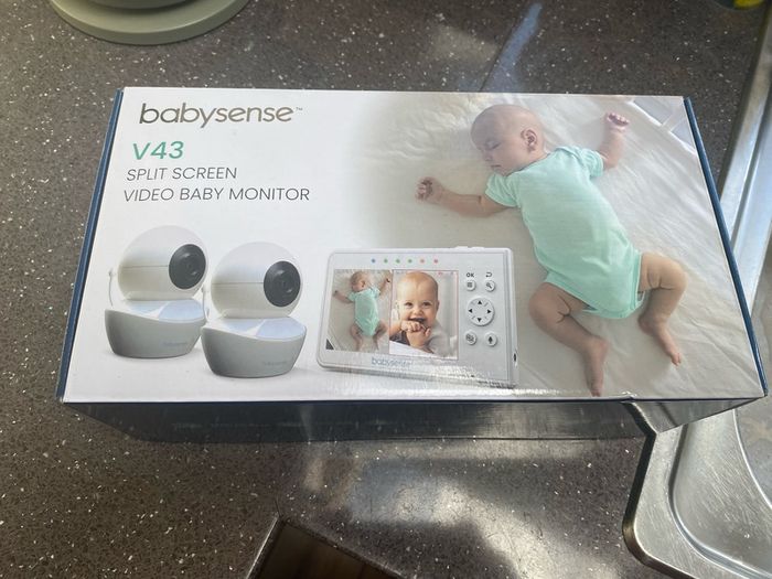 Babysense V43 baby monitor